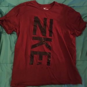 Nike T-shirt